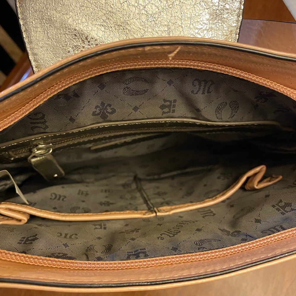 Miss Me Crossbody - Picture 6 of 8